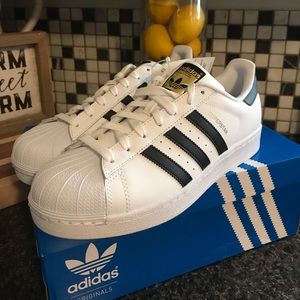 Adidas Superstar men’s size 10 old school